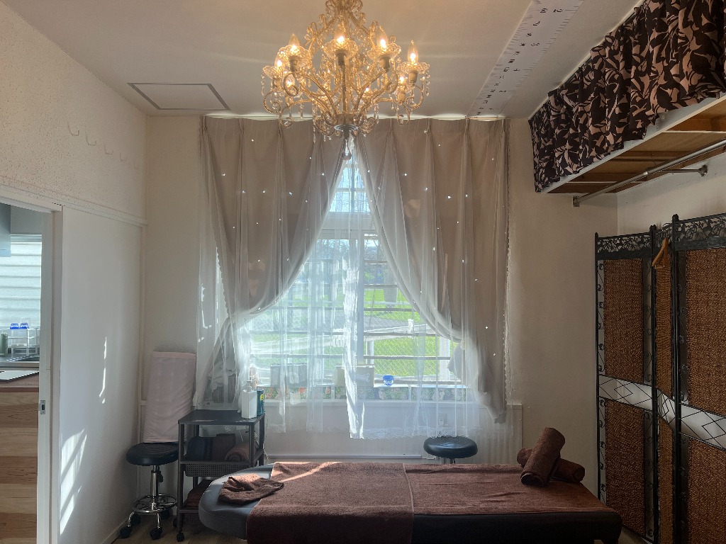 柔道整復師による施術が口コミで人気！那覇市でおすすめのリラクゼーションサロンなら「ほぐし堂ゆい」へ。